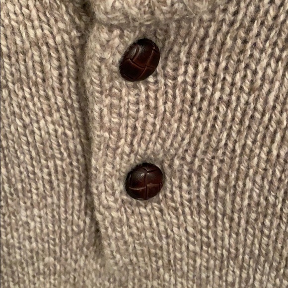 L.L.Bean Lambswool Sweater - Picture 4 of 5